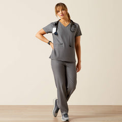 Clara 6 Pocket Scrub Top