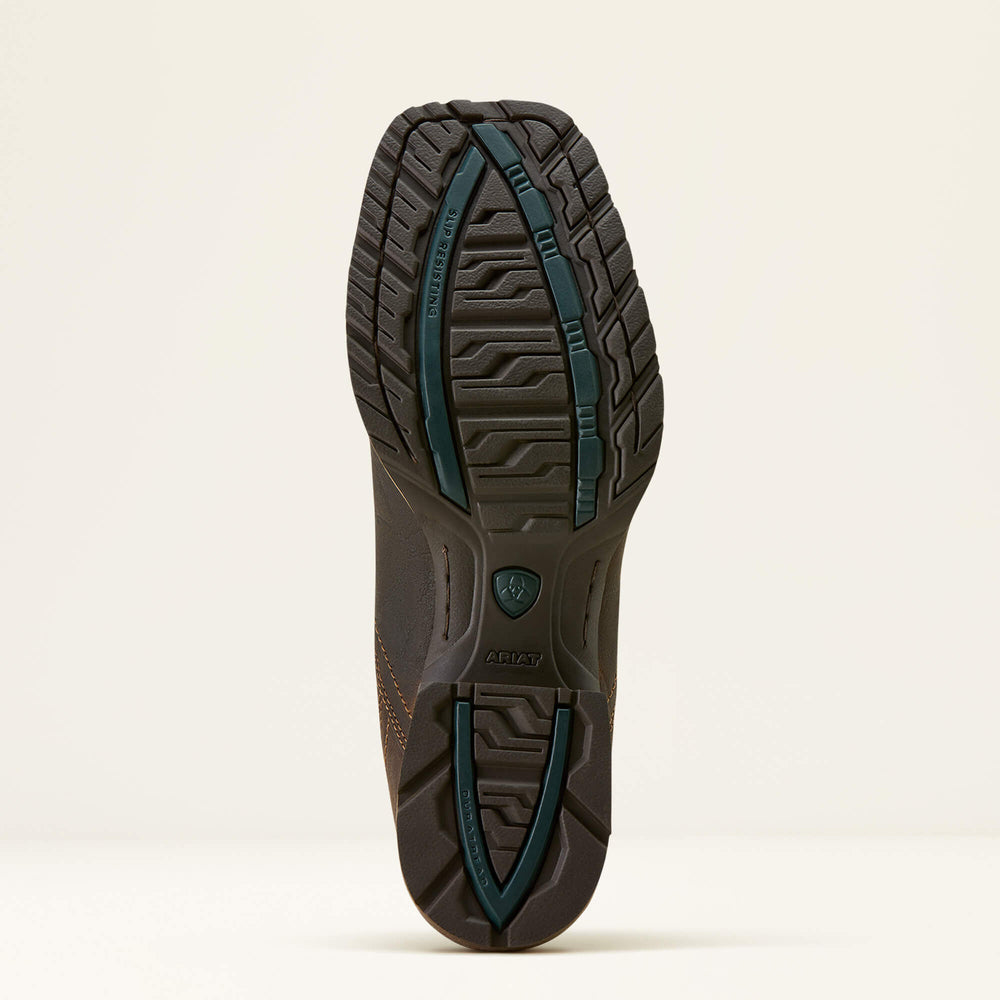 Hybrid Low Boy Wide Square Toe Chelsea Boot