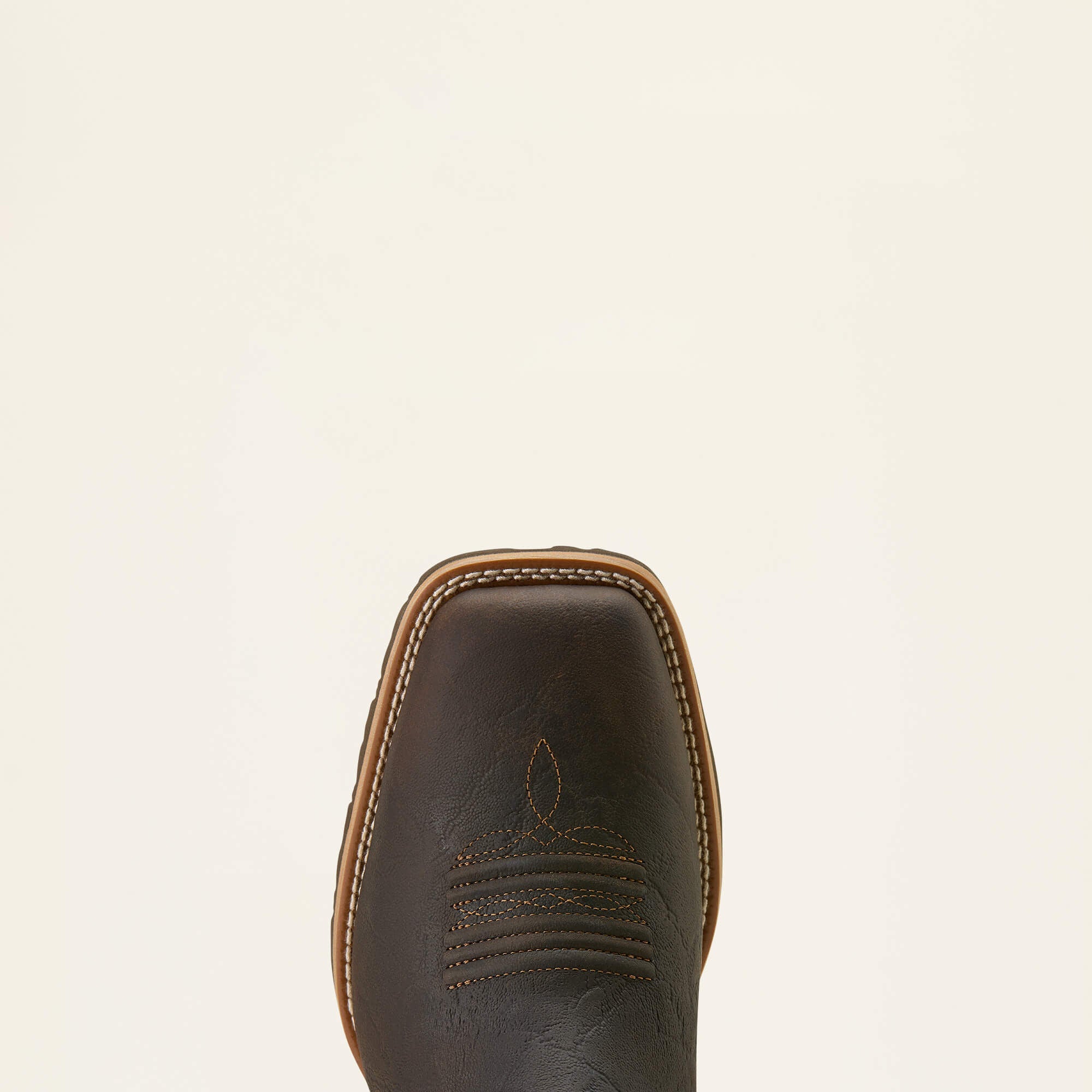 Hybrid Low Boy Wide Square Toe Chelsea Boot