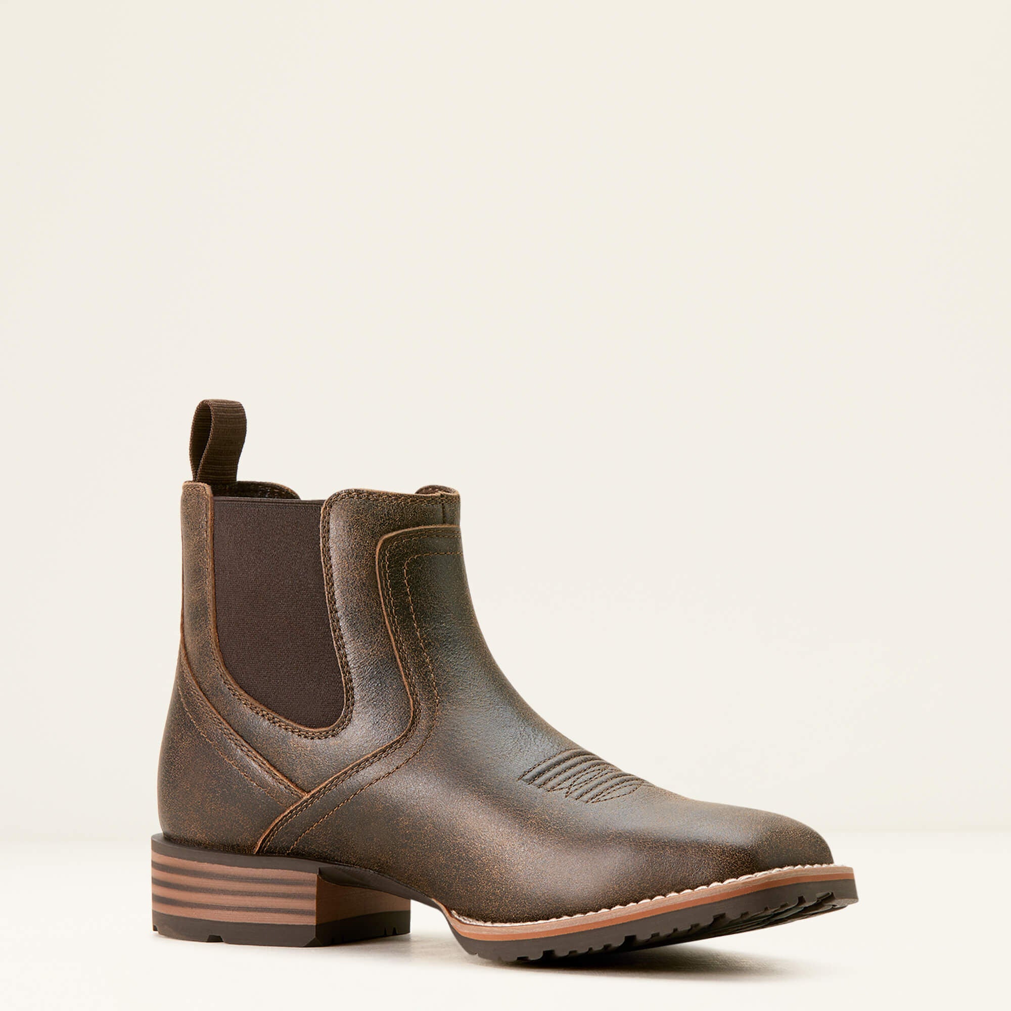 Hybrid Low Boy Wide Square Toe Chelsea Boot