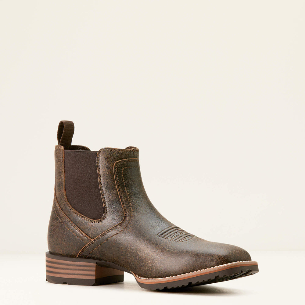 Hybrid Low Boy Wide Square Toe Chelsea Boot