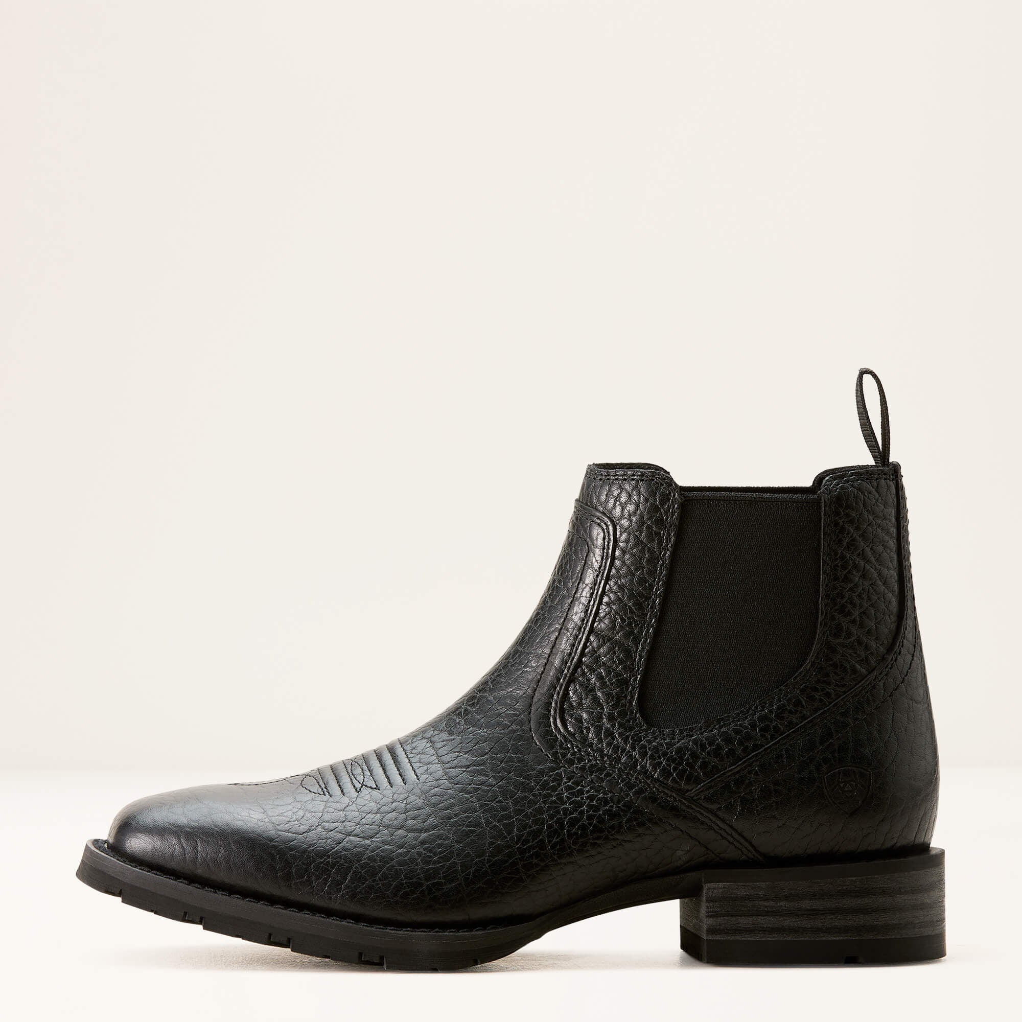 Hybrid Low Boy Wide Square Toe Chelsea Boot