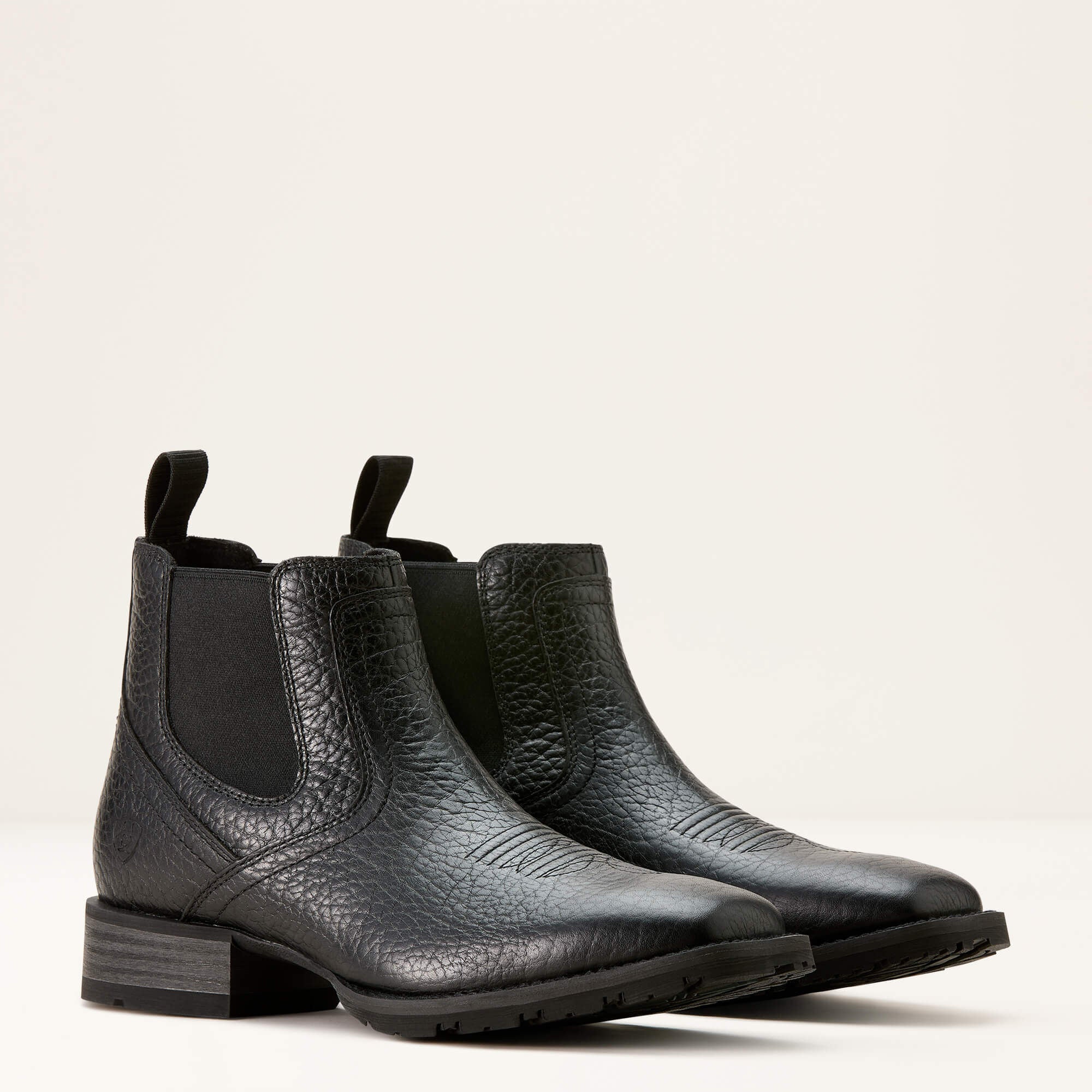 Hybrid Low Boy Wide Square Toe Chelsea Boot
