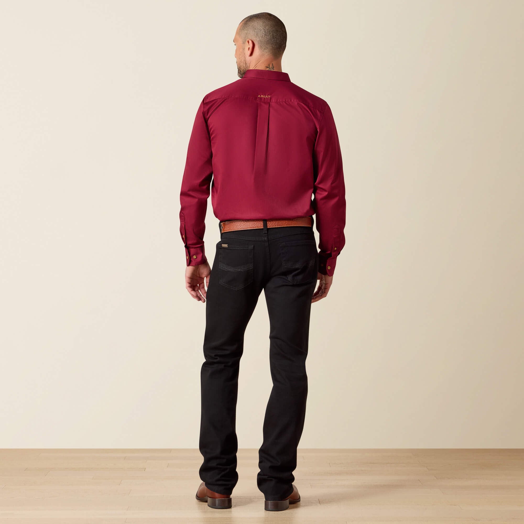 M7 Slim Legacy Straight Jean