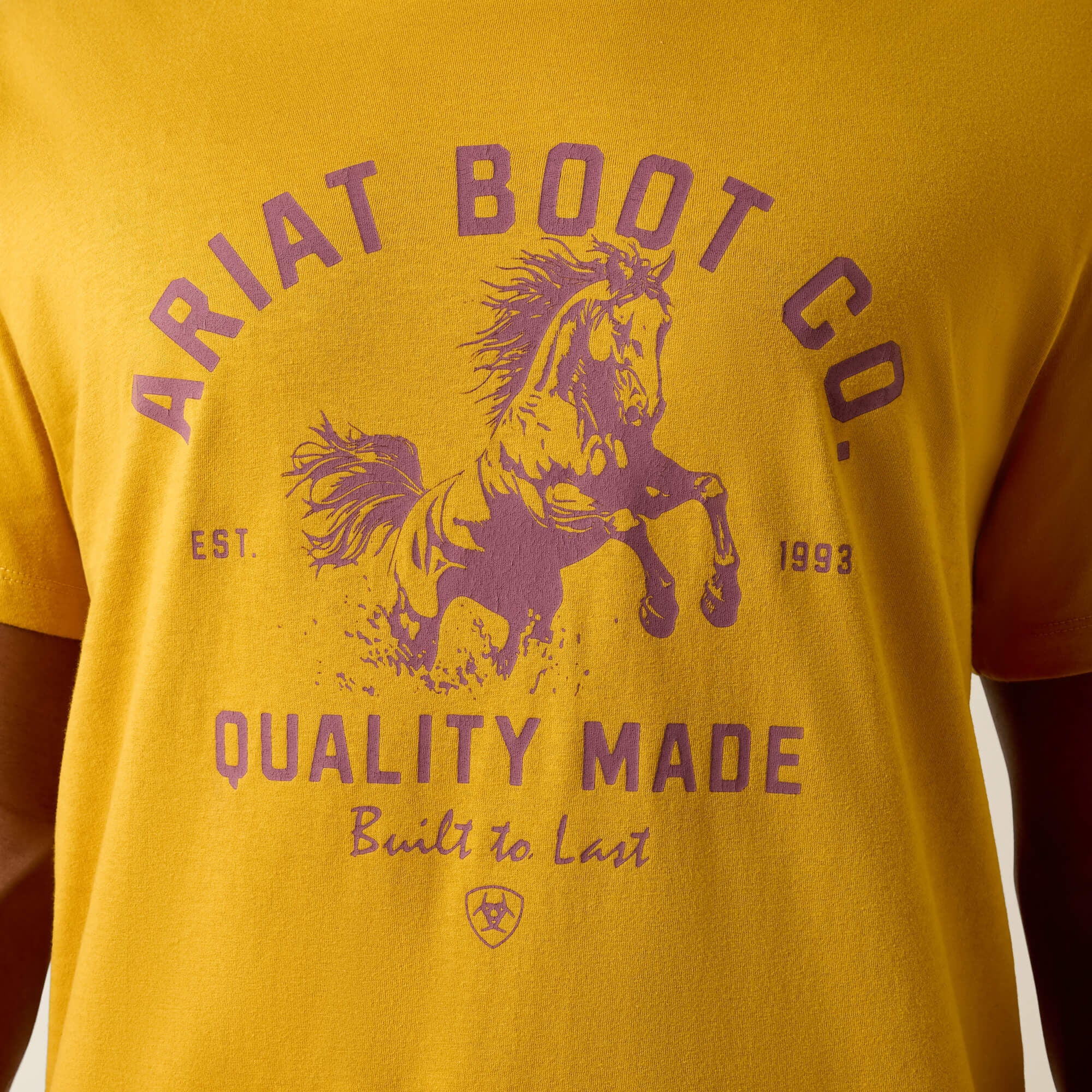 Ariat College Bronc Classic Fit T-Shirt