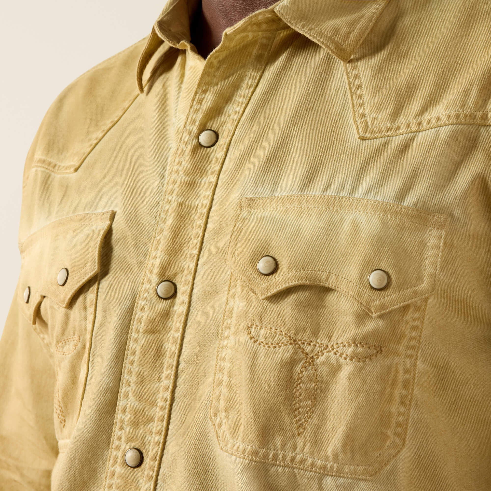 Retro Hartigan Fitted Snap Shirt