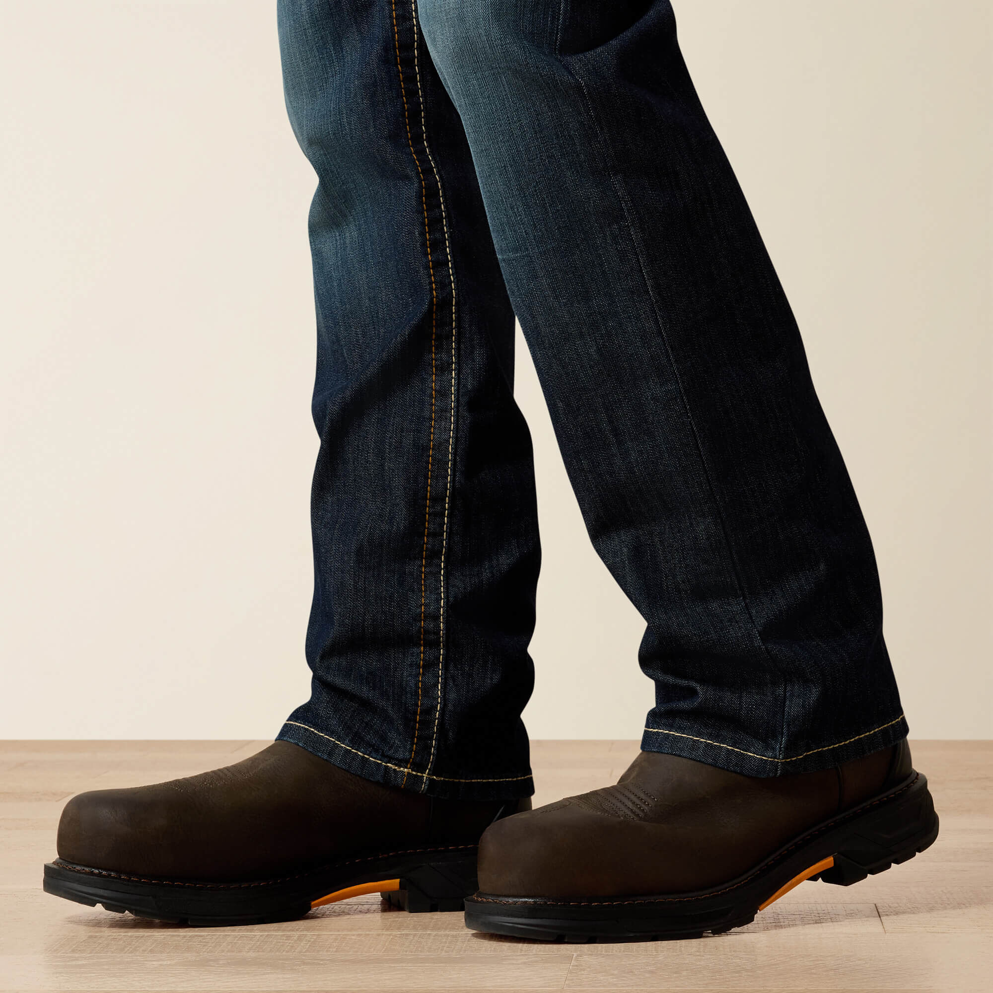FR M4 Relaxed Stretch DuraLight Basic Boot Cut Jean