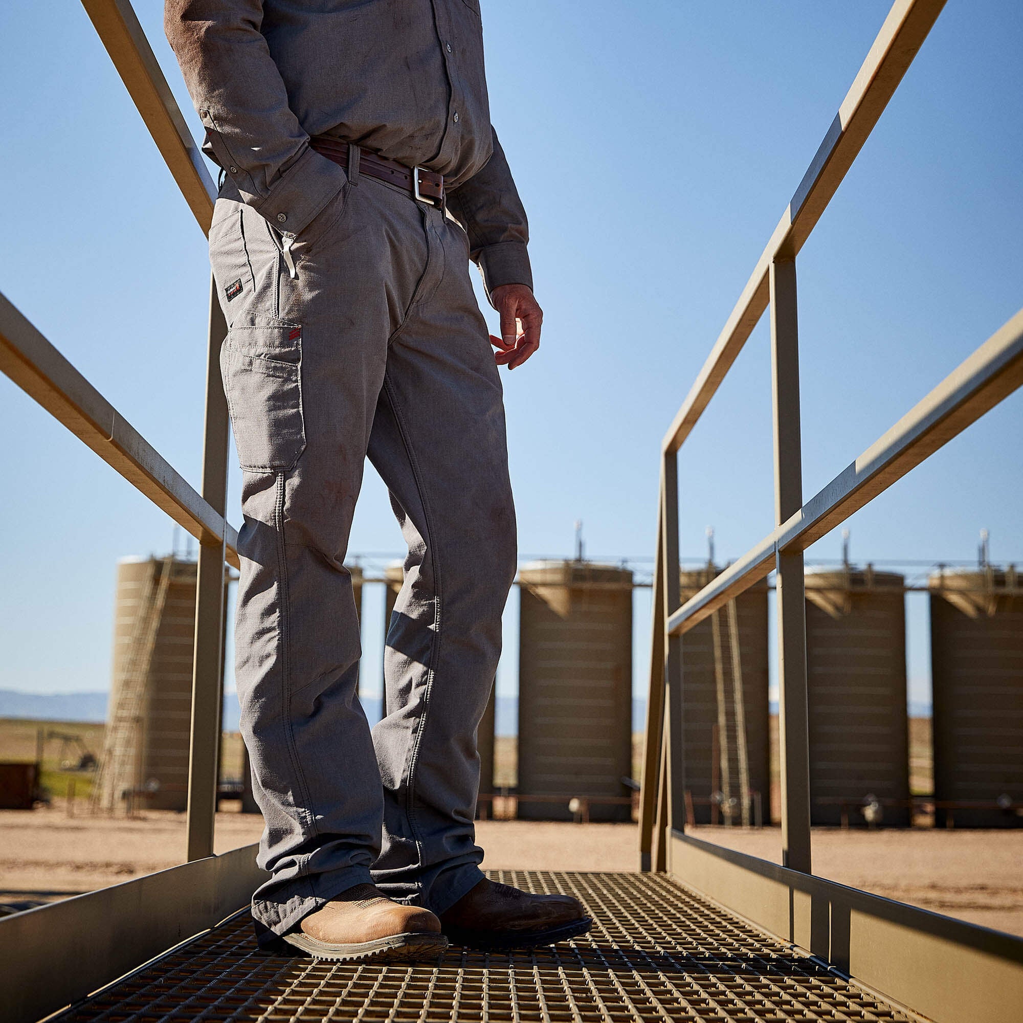 FR M4 Relaxed DuraLight Ripstop Boot Cut Pant