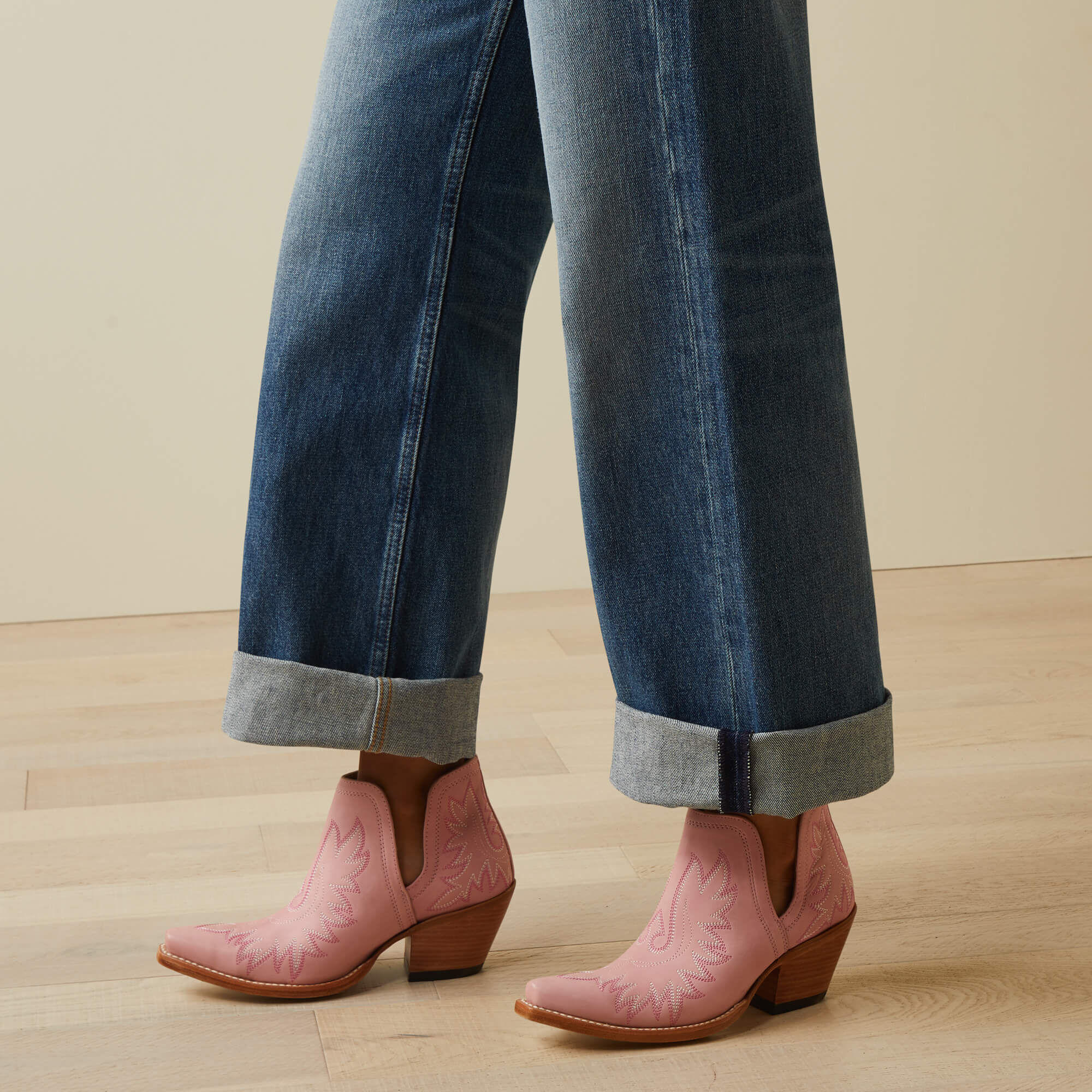 Ultra High Rise Tomboy Wide Jean