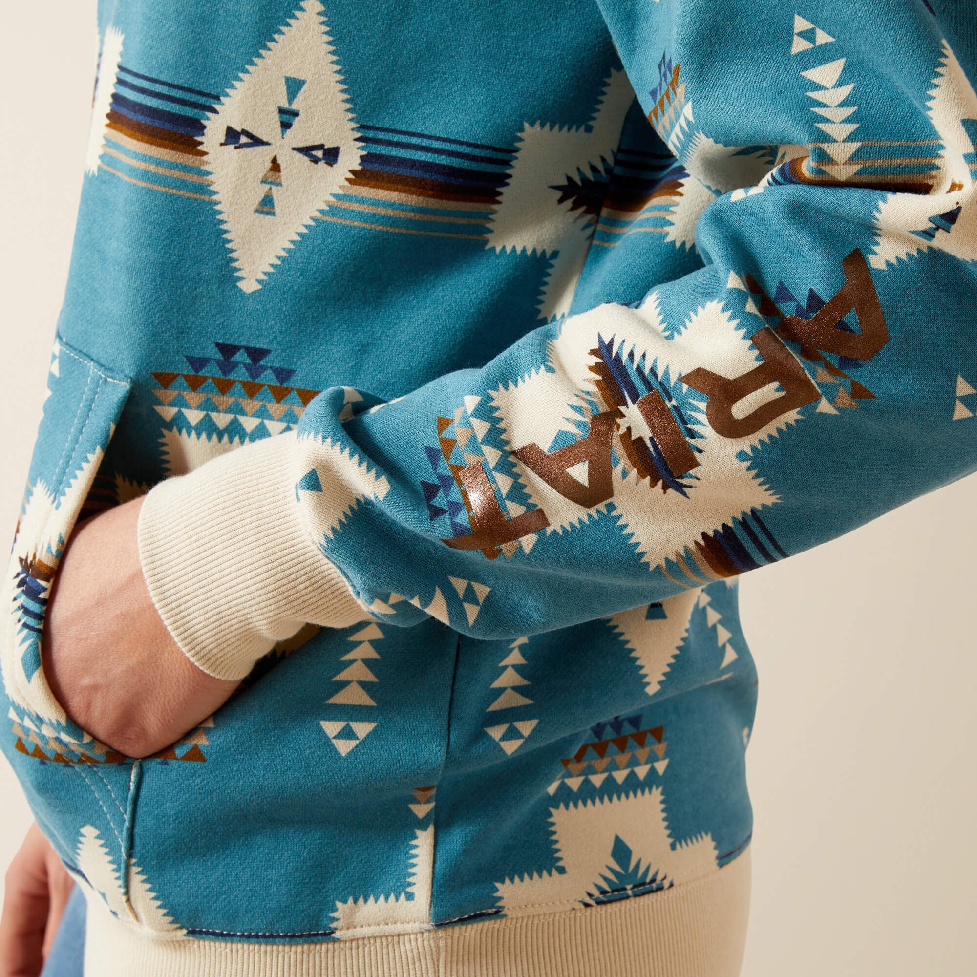 Ariat Logo 2.0 Hoodie