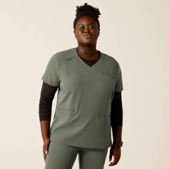 Clara 6 Pocket Scrub Top