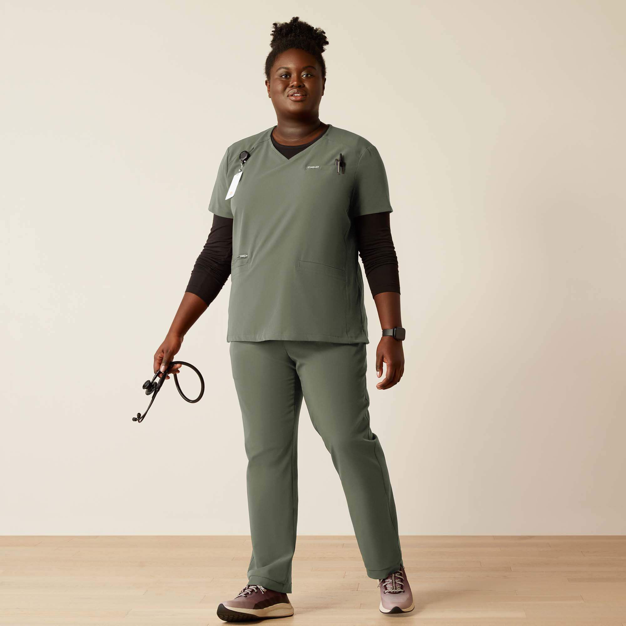 Clara 6 Pocket Scrub Top