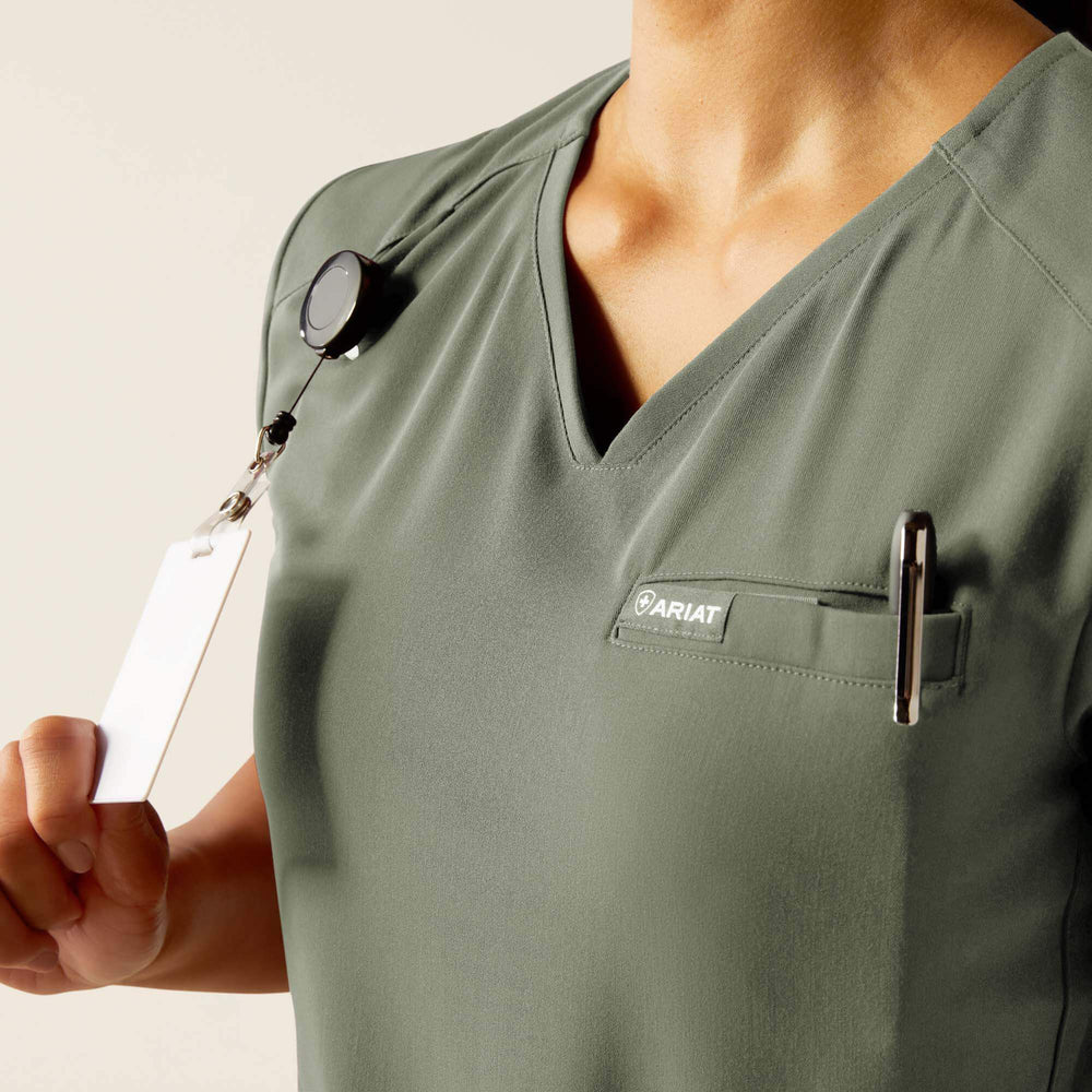 Clara 6 Pocket Scrub Top