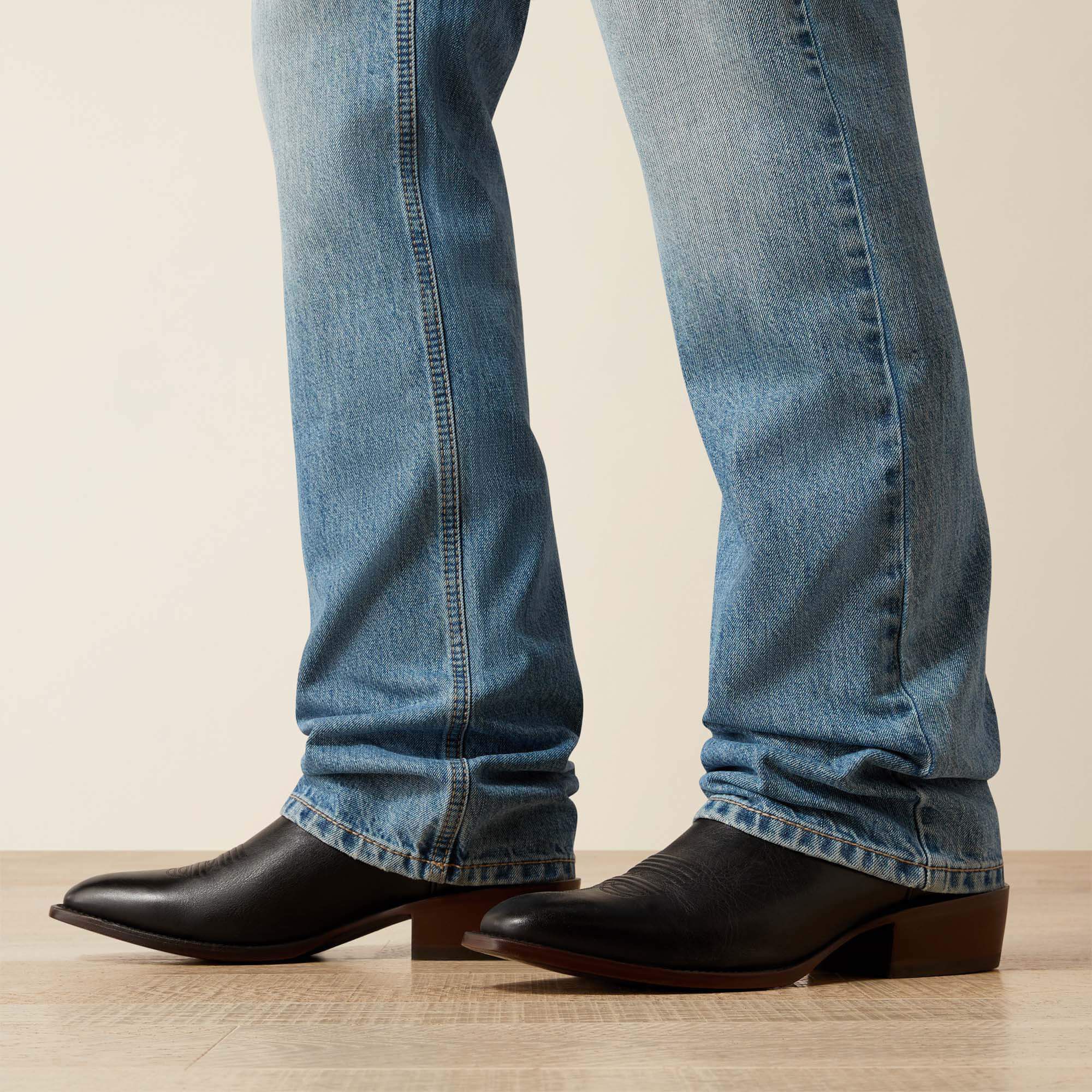 M5 Straight Gilroy Straight Leg Jean