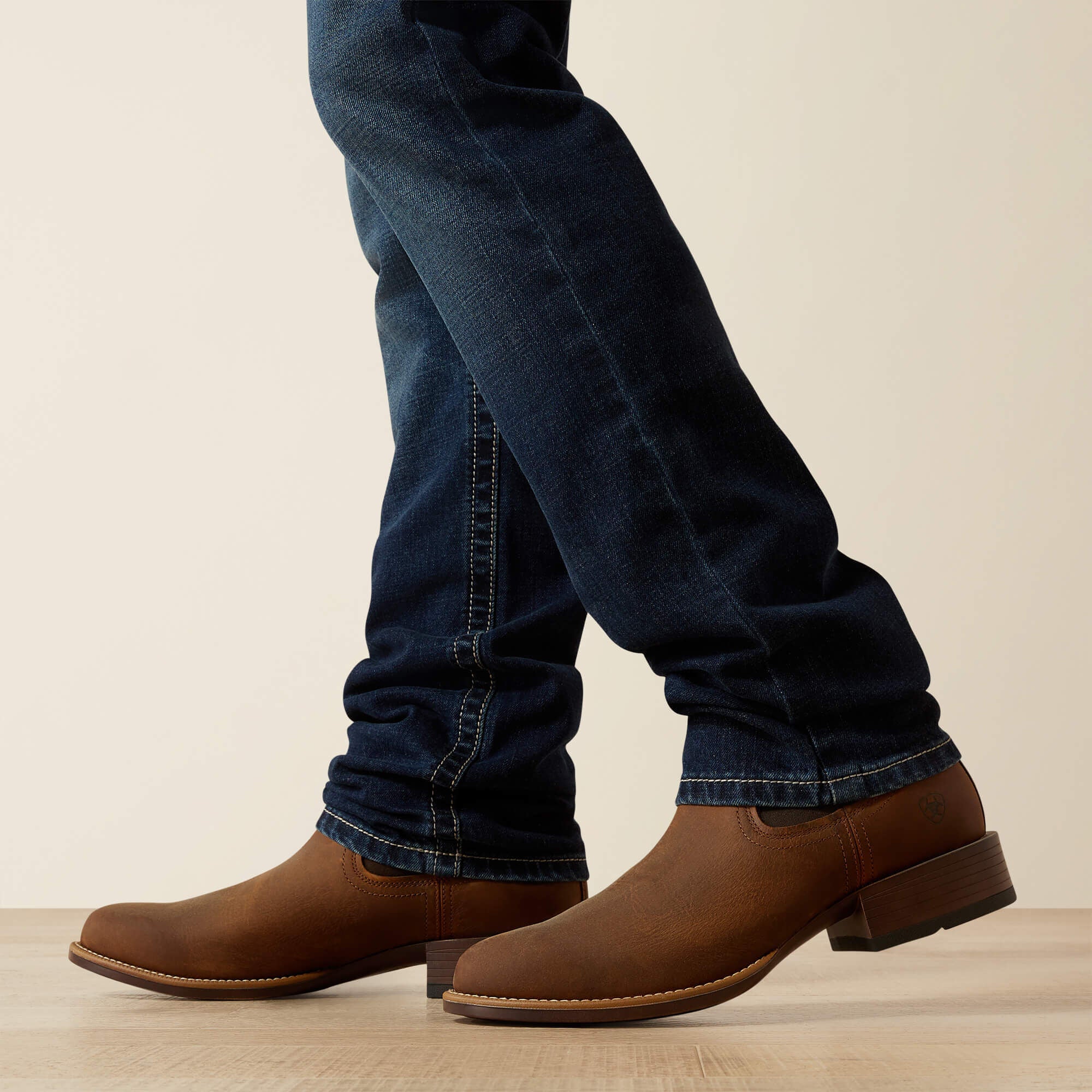 M8 Modern Jason Slim Leg Jeans