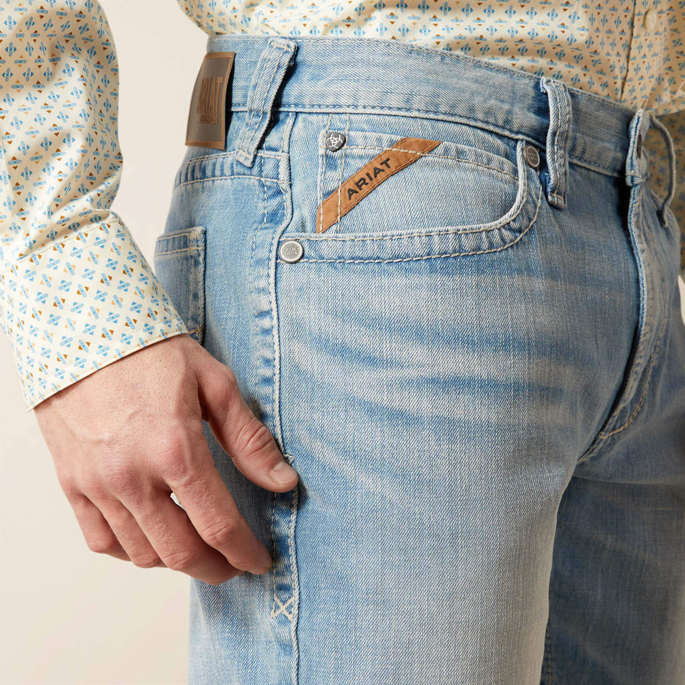 M4 Relaxed Lucas Straight Leg Jean